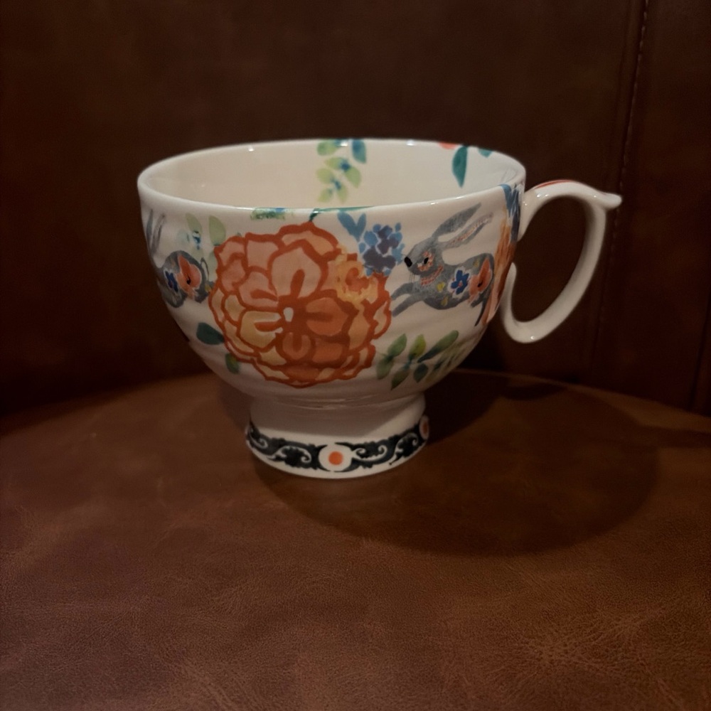 Antropologie Footed Pedestal Floral “Dodi” Mug Coffee tea Cup Orange Blue